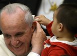 Un niño le quitó el solideo al papa Francisco